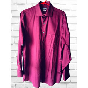 Van Heusen Mens Medium 15 1/2 Regular Fit Flex Button Down Business Casual Shirt